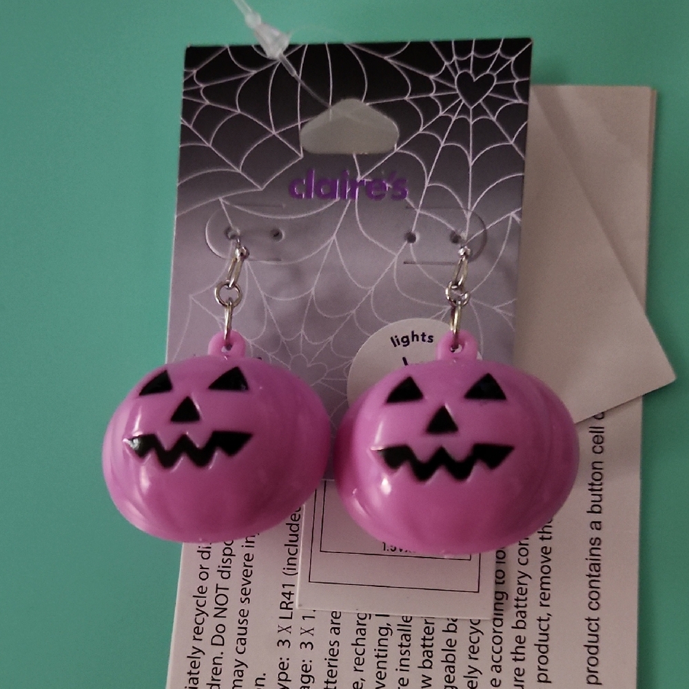 Claire's Lavender Jack-O'-Lantern Earrings
